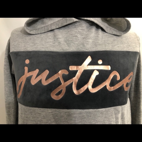 Womens Gray Justice Sweater. Size 14/16 - Picture 3 of 7